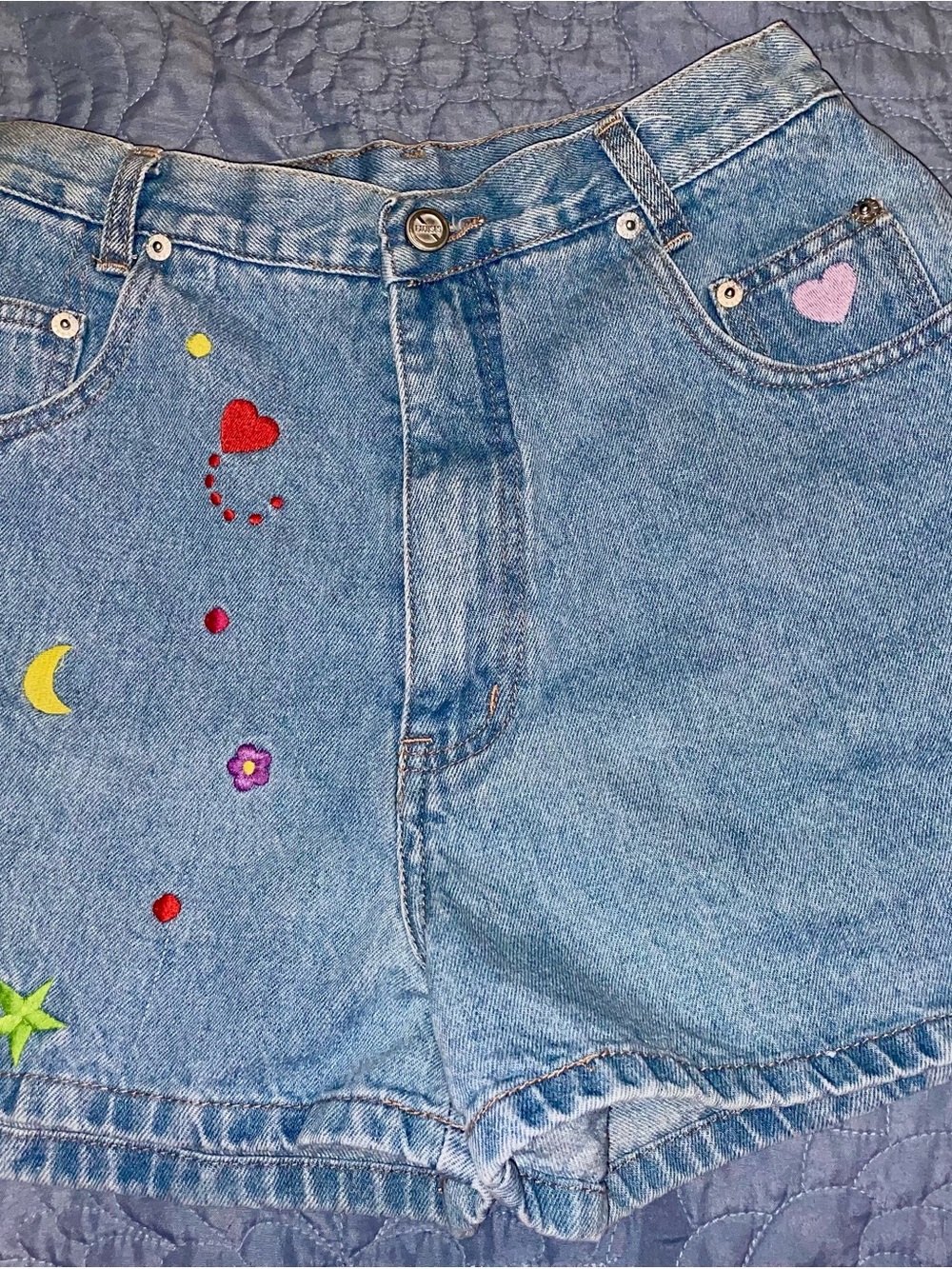 Vintage 80s/90s No Excuses "Femme Fatale" Embroidered Denim Shorts 55% Ramie!